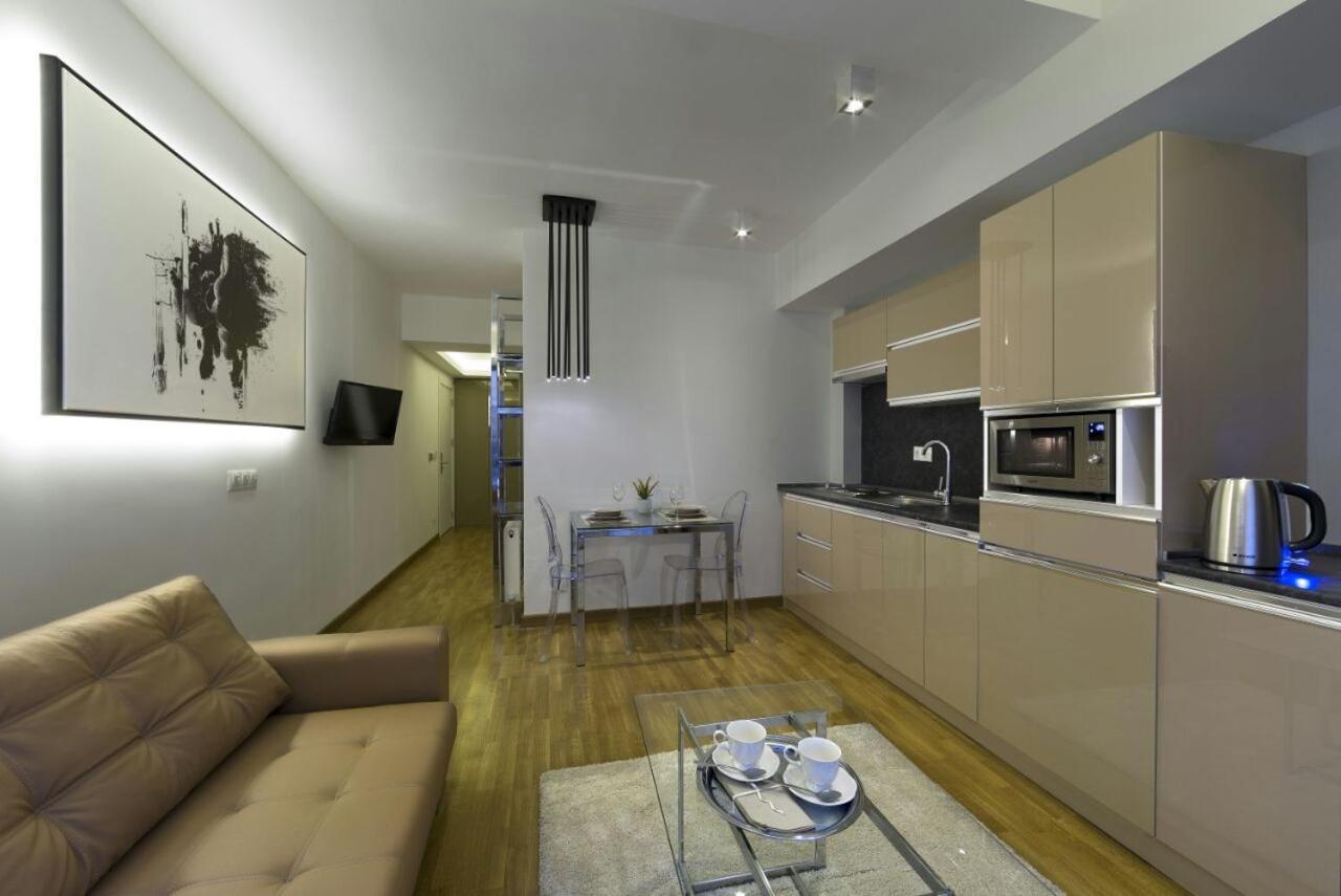 The Place Suites By Cey Κωνσταντινούπολη Εξωτερικό φωτογραφία